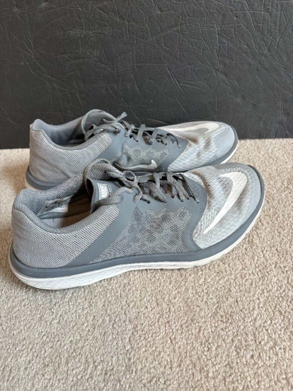 Nike FS Lite Run 3 Men's Running Shoes Size 10.5 Grey White 807144-008
